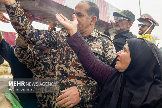 Funeral for 5 unidentified martyrs in Qeshm