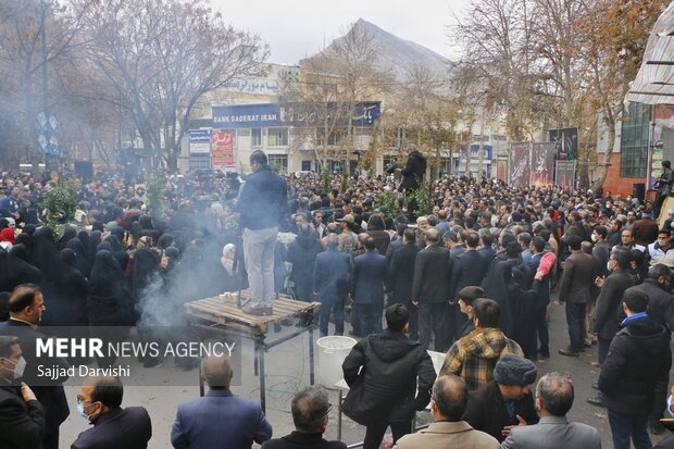 لرستان میں 4 گمنام شہیدوں کی تشییع جنازہ
