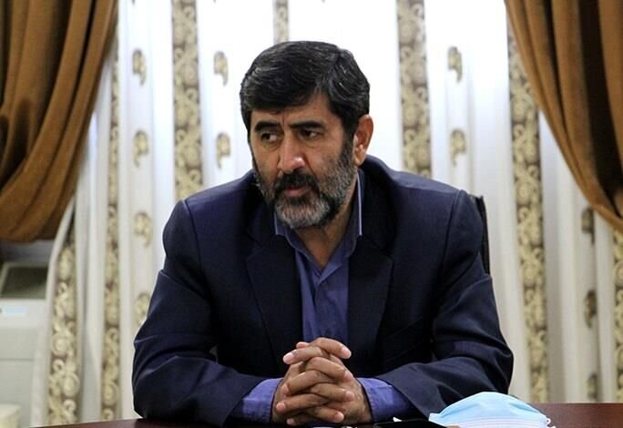 برگزاری برنامه‌ بزرگداشت اربعین حسینی با پشتیبانی دولت توسط مردم