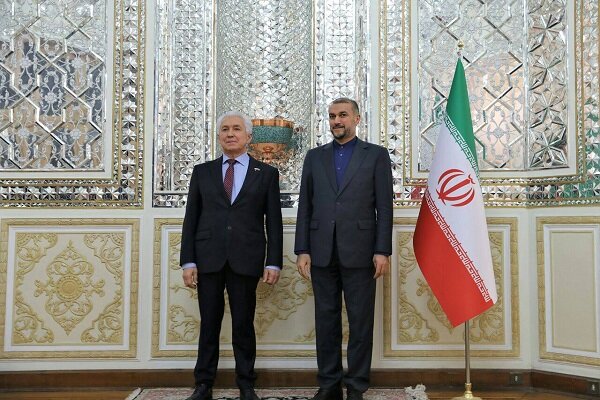 ایران اور روس کا پارلیمانی تعلقات کو فروغ دینے پر زور