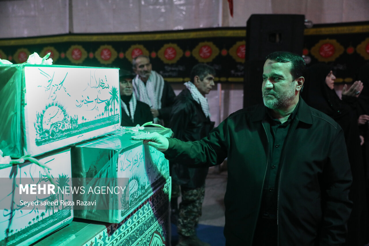 استان سمنان سوگوار«بهترین مادر»/بدرقه لالهها بر دوش مردم قدرشناس