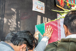 مراسم تدفین یک شهید گمنام در اردوگاه ثامن الحجج(ع) مشهد برگزار شد