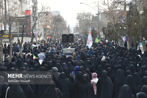 ایران بھر میں گمنام شہداء کی تشییع جنازہ "ایرانی عوام کی شہداء سے تجدید عہد"+ تصاویر، ویڈیو