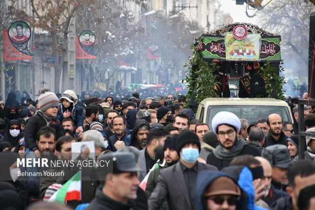 ایران بھر میں گمنام شہداء کی تشییع جنازہ "ایرانی عوام کی شہداء سے تجدید عہد"+ تصاویر، ویڈیو