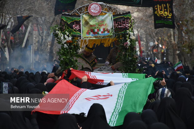 ایران بھر میں گمنام شہداء کی تشییع جنازہ "ایرانی عوام کی شہداء سے تجدید عہد"+ تصاویر، ویڈیو