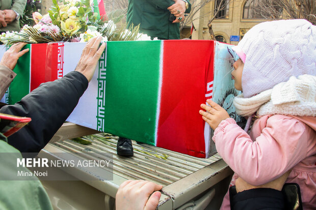 مراسم تشییع پیکر شهدای گمنام دفاع مقدس در تبریز