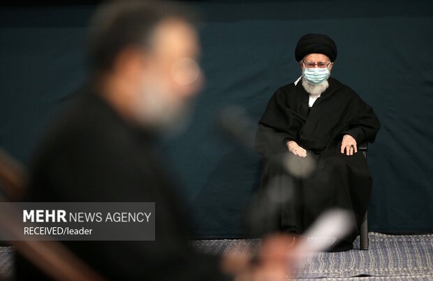 Leader attends mourning ceremony of Hazrat Fatima al-Zahra
