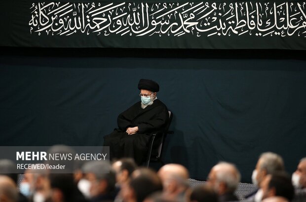 Leader attends mourning ceremony of Hazrat Fatima al-Zahra
