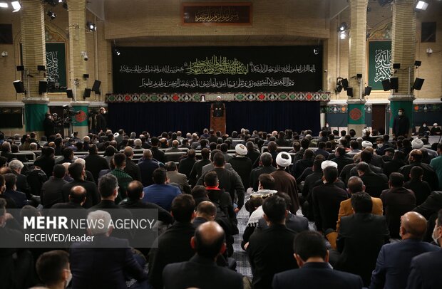 Leader attends mourning ceremony of Hazrat Fatima al-Zahra
