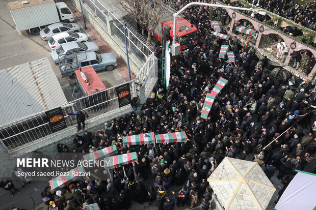مراسم تشییع پیکر دویست شهید گمنام دوران دفاع مقدس در تهران-2
