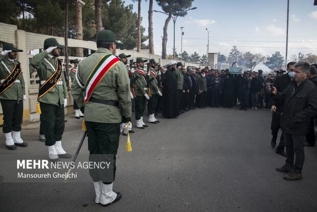 تشییع شهید گمنام در استان سمنان . شهرستان شاهرود . همزمان با فاطمیه