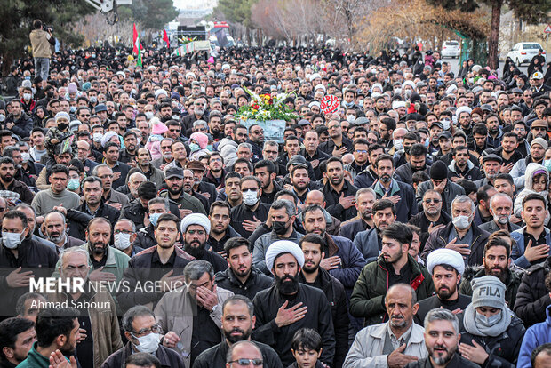 تشییع پیکر مطهر دو شهید گمنام در سمنان