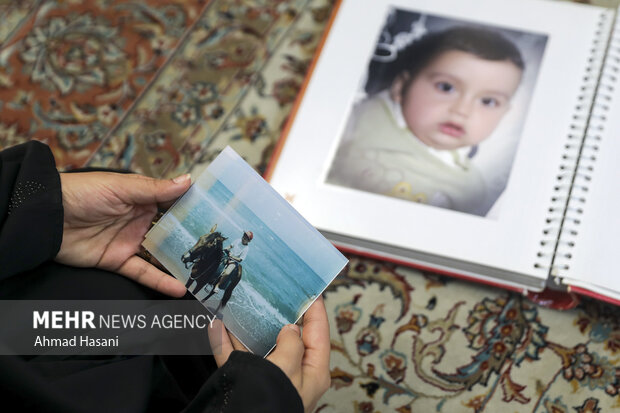 آلبوم عکس‌های کودکی شهید حسین زینال‌زاده 