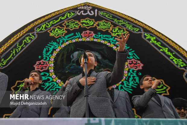 تشییع پیکر مطهر شهید گمنام در یزد