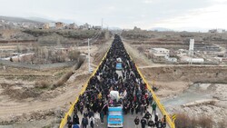 پیاده روی حرم تا حرم  در شهر یاسوج برگزار شد/ حضور گسترده مردم