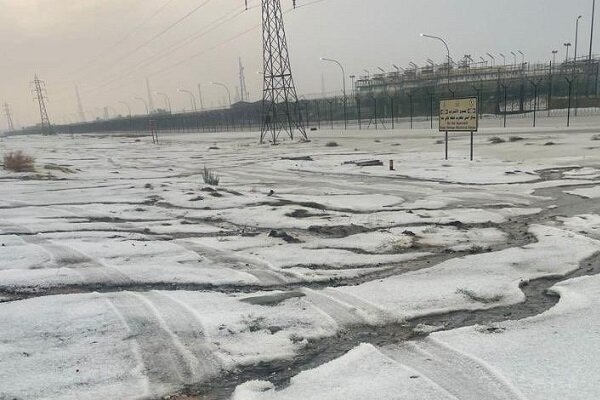 Kuveyt'e ilk kez kar yağdı