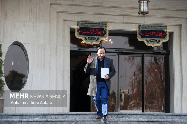 علی بهادری جهرمی سخنگوی دولت در حاشیه جلسه هیئت دولت حضور دارد