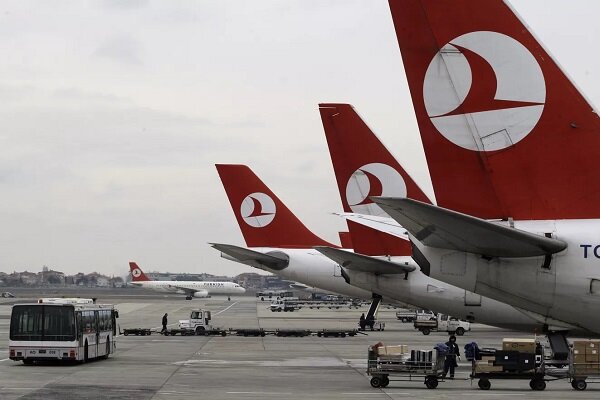 وقوع انفجار در فرودگاه استانبول/ پروازها متوقف شدند