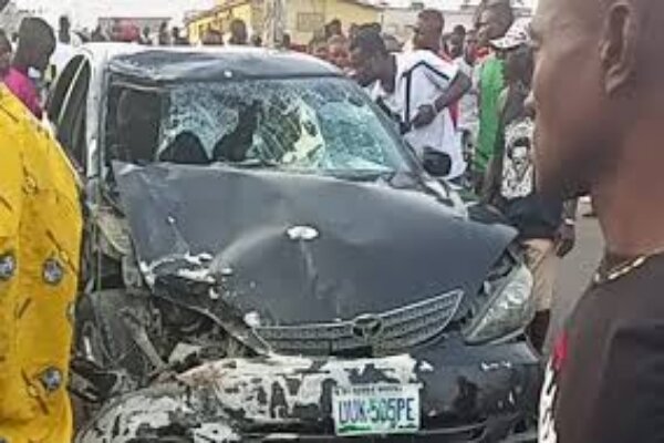 14 killed, 24 injured as car rams into carnival in Nigeria