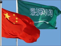پاکستان میں معاشی بحران؛ چین اور سعودی عرب سے قرض کیلیے مذاکرات