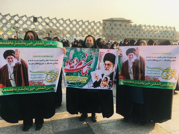 Tehraners commemorate Dey 9 epic, condemn riots