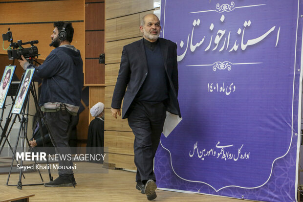 احمد وحیدی وزیر کشور در مراسم تودیع و معارفه استاندار خوزستان