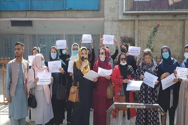 واکنش اروپا و ۱۲ کشور به قانون طالبان درباره تعلیق اشتغال زنان