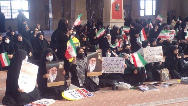 آیین گرامیداشت یوم الله ۹ دی در گلستان آغاز شد