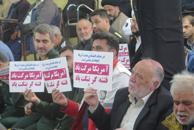 تجمع مردم انقلابی استان سمنان برگزار شد/ لبیک به آرمانهای انقلاب