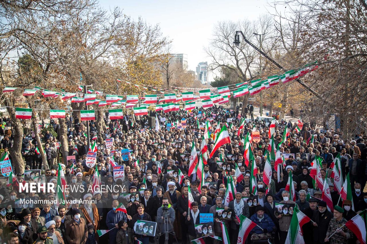 تحسین بصیرت ملت از ۹ دی ۸۸ تا حوادث ۱۴۰۱/سخنرانان محوری چه گفتند؟