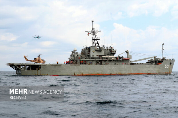 Iran Army naval and ground forces joint drill