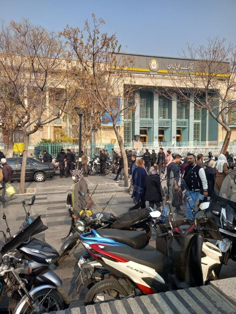 تجمع محدود در بازار آهنگران تهران