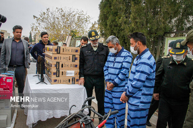 انهدام باندهای خلافکاران و قاچاق در عملیات های نیروی انتظامی استان فارس