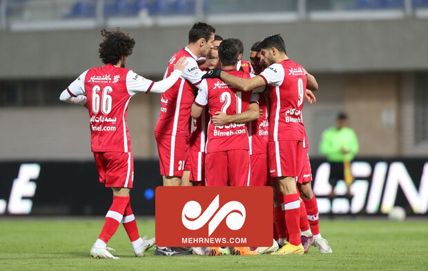 پرسپولیس ۲ - گل‌گهر صفر/ صدرنشینی پرسپولیس در سیرجان