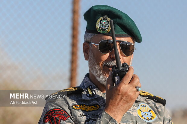 Iran Army fires Ghadir missile, Mersad air defense system