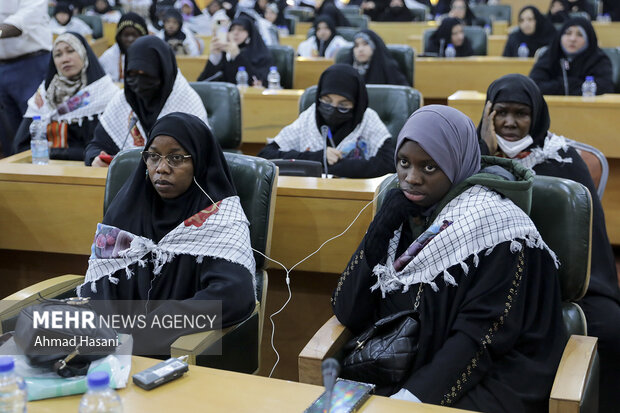 تجلیل از خانوادههای شهدای مقاومت در همایش بینالمللی «جان فدا»