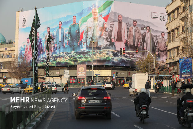 Huge mural depicting Lt. Gen. Soleimani in Tehran