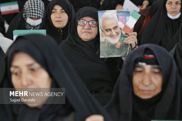 بزرگداشت شهید قاسم سلیمانی در خرم آباد