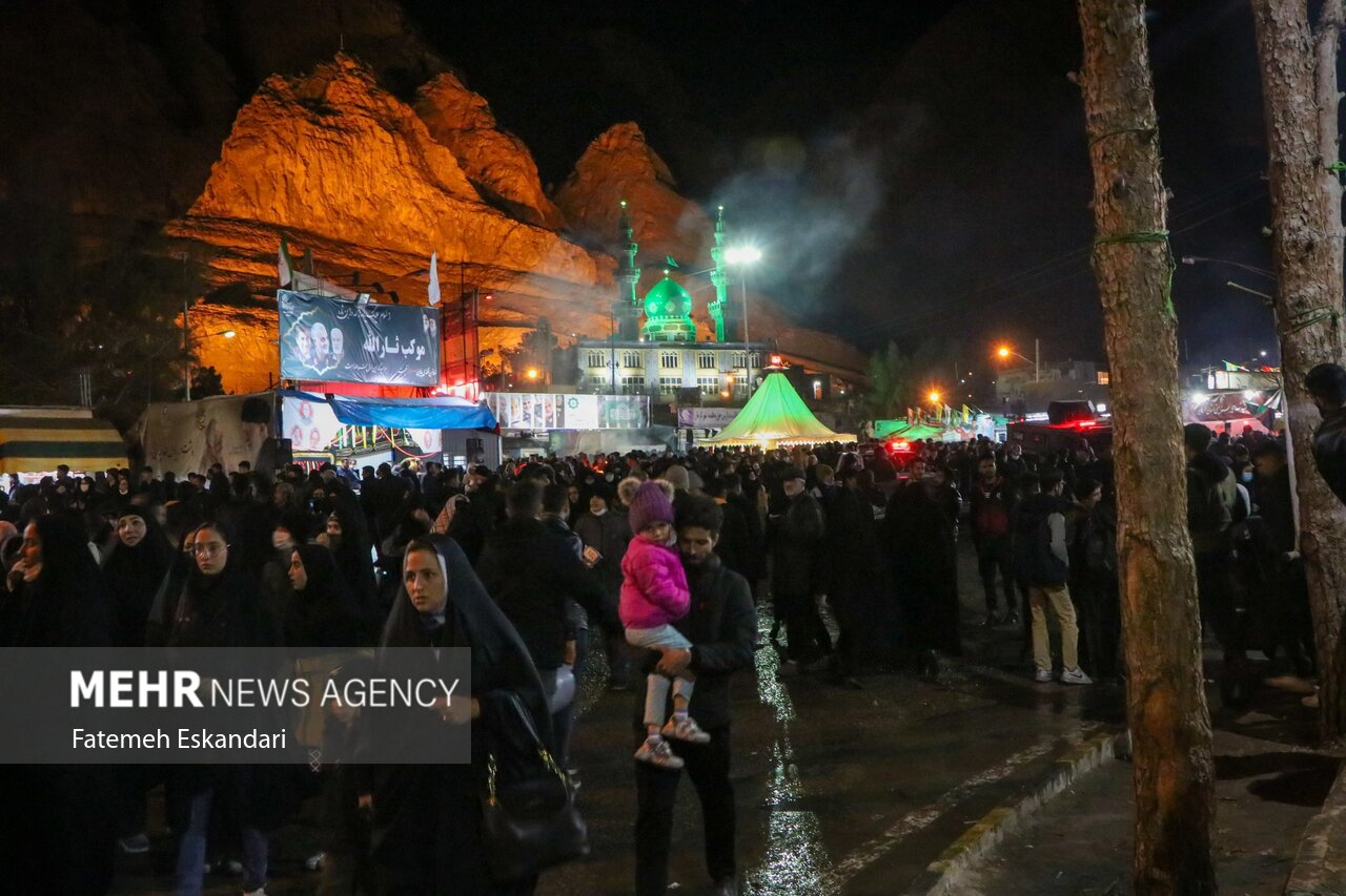 اتحاد قاسمیون در کنار «جان فدا»/۱:۲۰؛ ساعت عاشقی