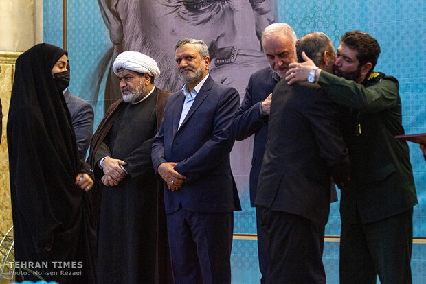 To honor great martyrs; labor ministry staff mark memory of General Soleimani