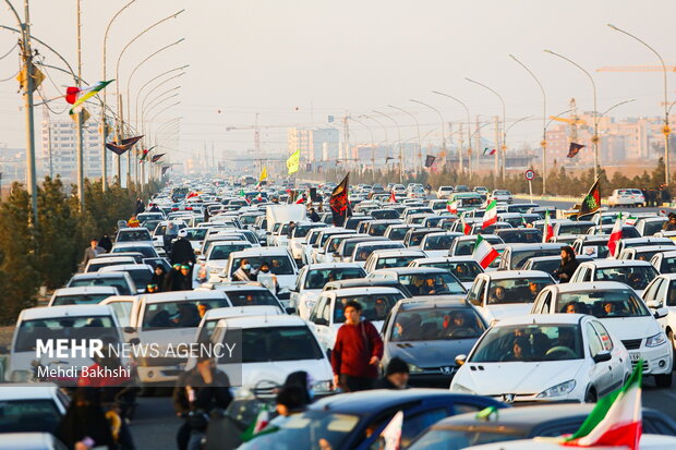 کاروان خودرویی بزرگداشت سالگرد شهادت سردار سلیمانی