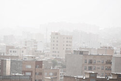خیزش گرد و غبار در آذربایجان غربی/هوا آلوده شد