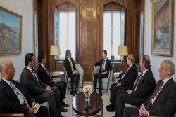 Syrian president meets with UAE FM in Damascus
