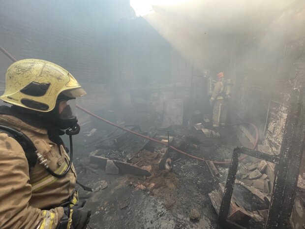 آتش سوزی یک مجتمع مسکونی در ایلام ۴ مصدوم برجا گذاشت