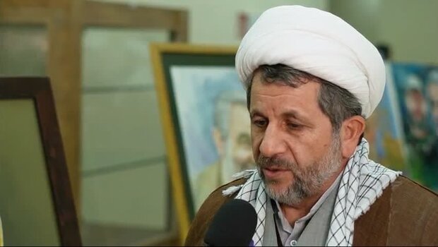 حاج قاسم یک الگو در دفاع از جامعه و کیان اسلامی است حاج قاسم یک الگو در دفاع از جامعه و کیان اسلامی است