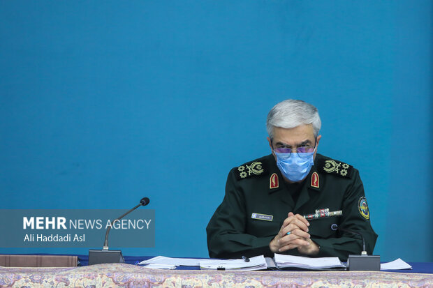 سرلشگر محمد باقری رئیس ستاد کل نیروهای مسلح در جلسه شورای عالی فضایی حضور دارد