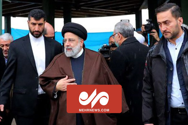 بازدید رییس‌جمهور از پایانه حمل‌ونقل کالای تهران
