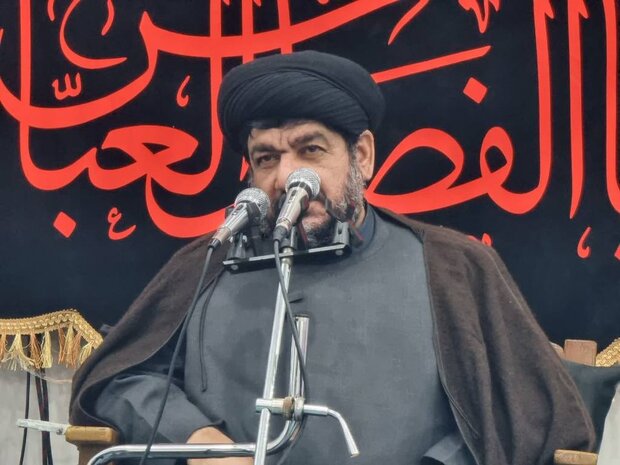 همسران و مادران شهدا در گناوه تجلیل شدند