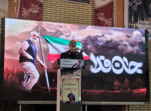 سردار سلیمانی مدیریت و روحیه جهادی و انقلابی داشت