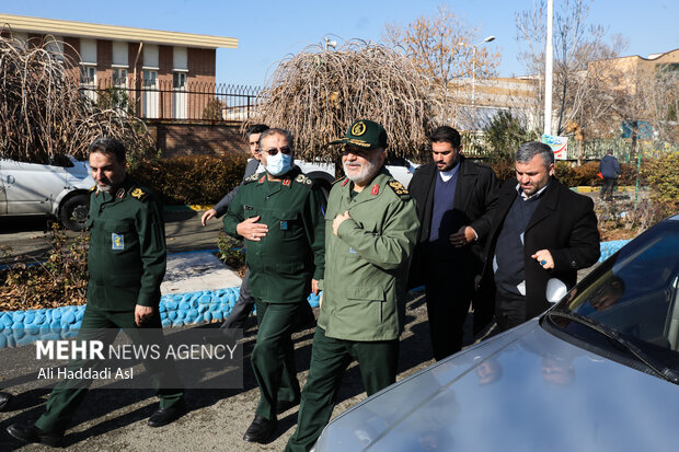 Ceremony to open Basij projects to eradicate poverty
